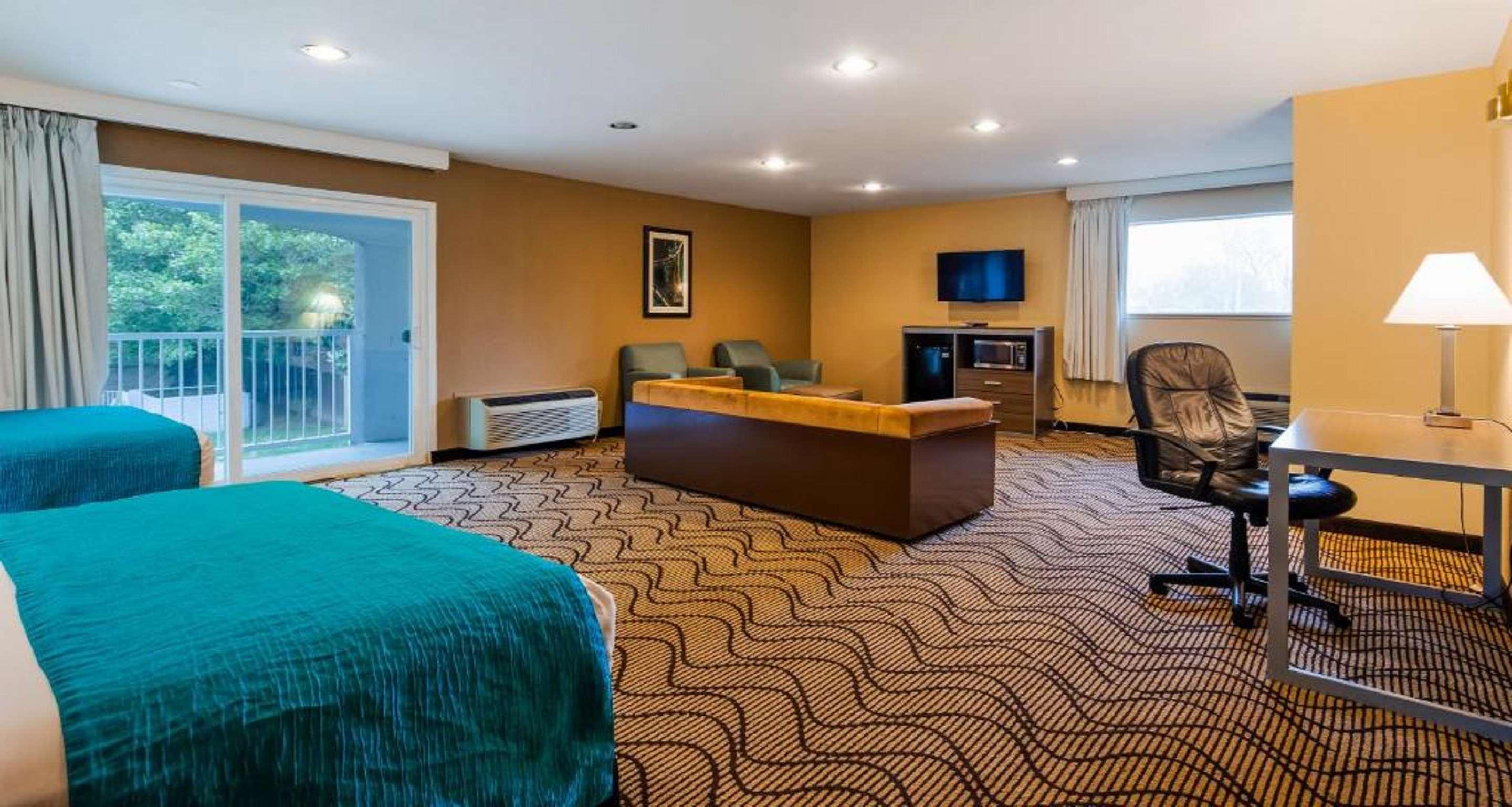 Surestay Plus Hotel By Best Western Sacramento North מראה חיצוני תמונה