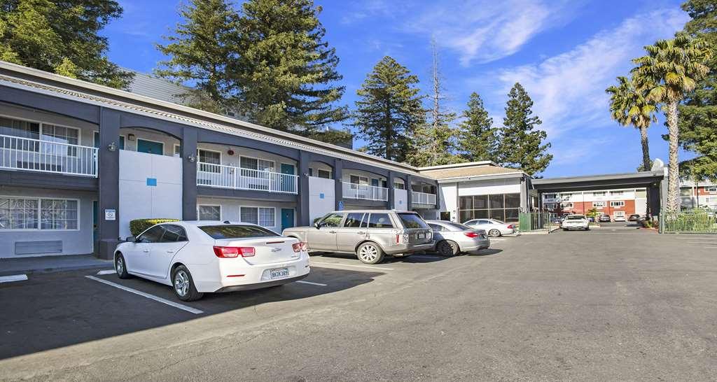 Surestay Plus Hotel By Best Western Sacramento North מראה חיצוני תמונה