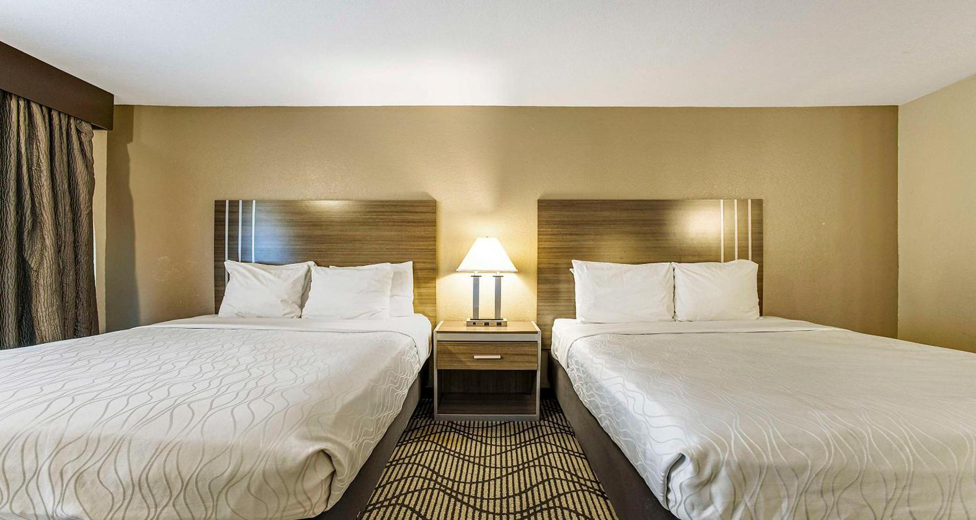 Surestay Plus Hotel By Best Western Sacramento North מראה חיצוני תמונה