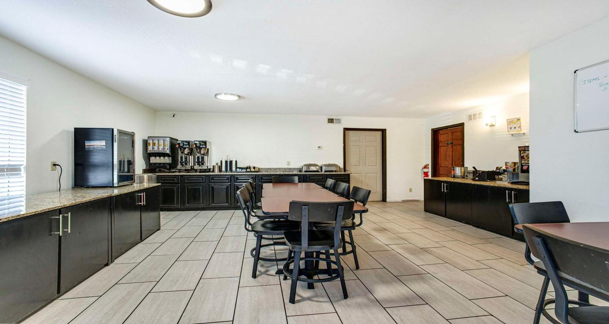 Surestay Plus Hotel By Best Western Sacramento North מראה חיצוני תמונה