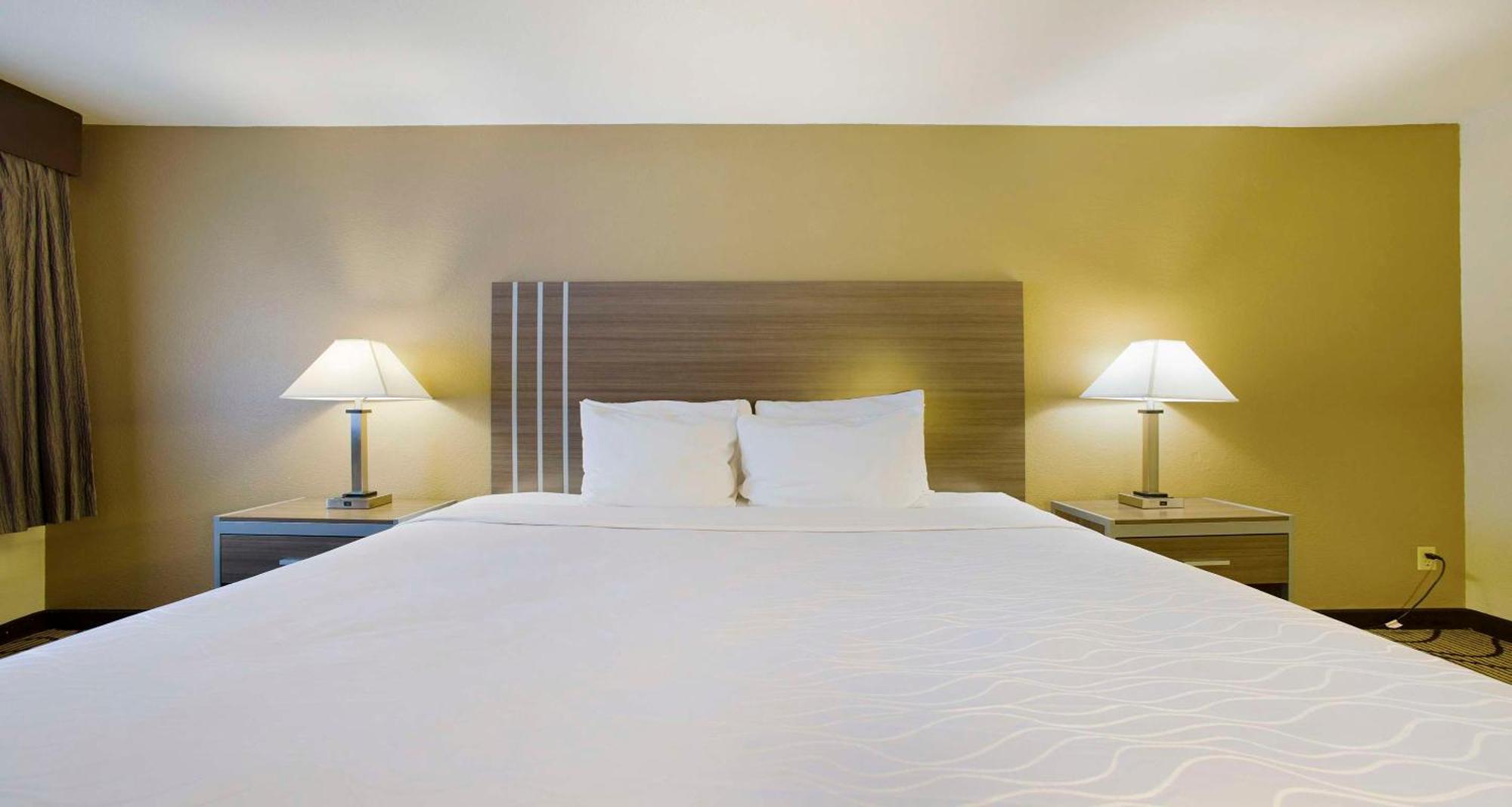 Surestay Plus Hotel By Best Western Sacramento North מראה חיצוני תמונה