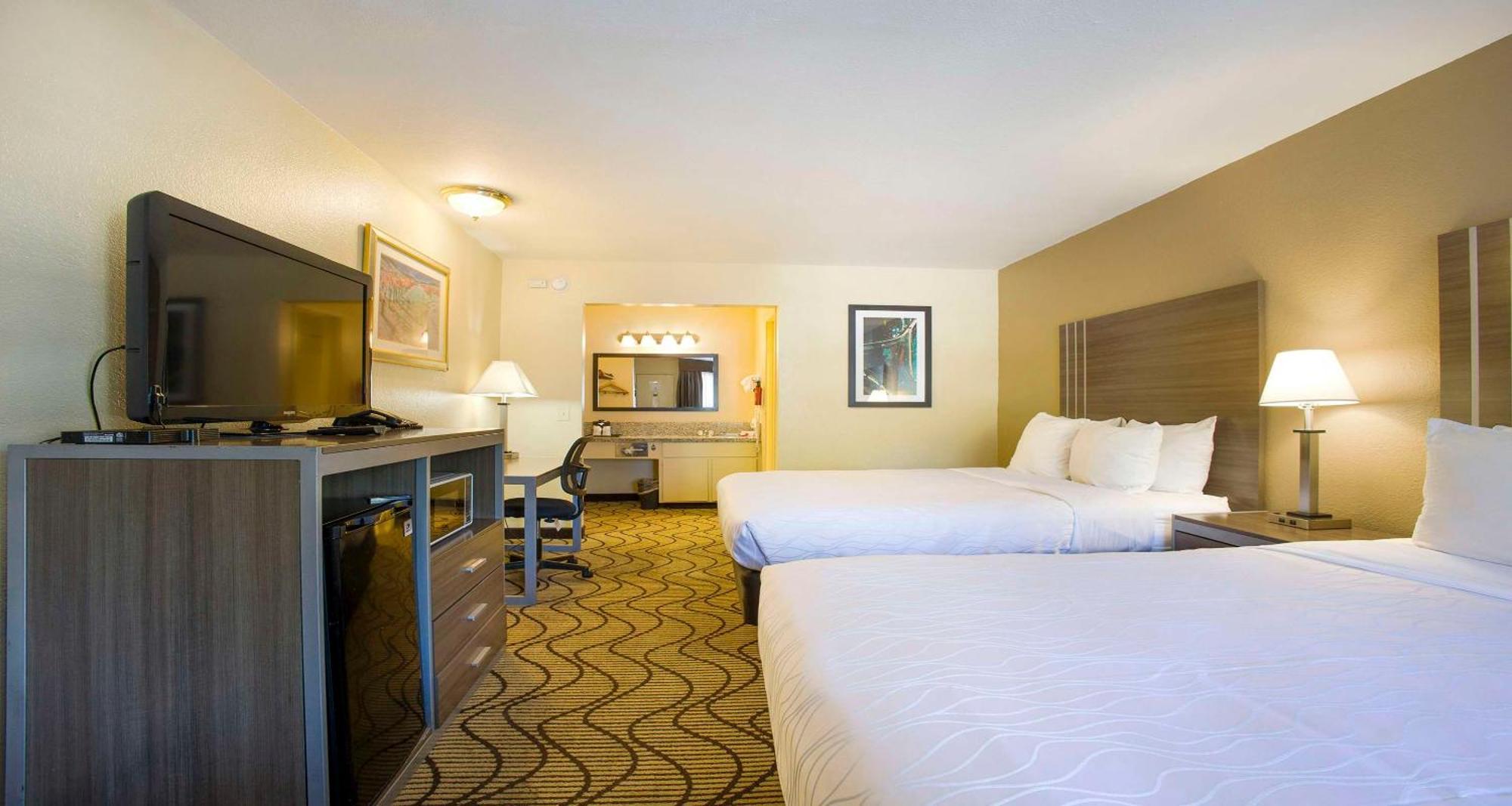 Surestay Plus Hotel By Best Western Sacramento North מראה חיצוני תמונה