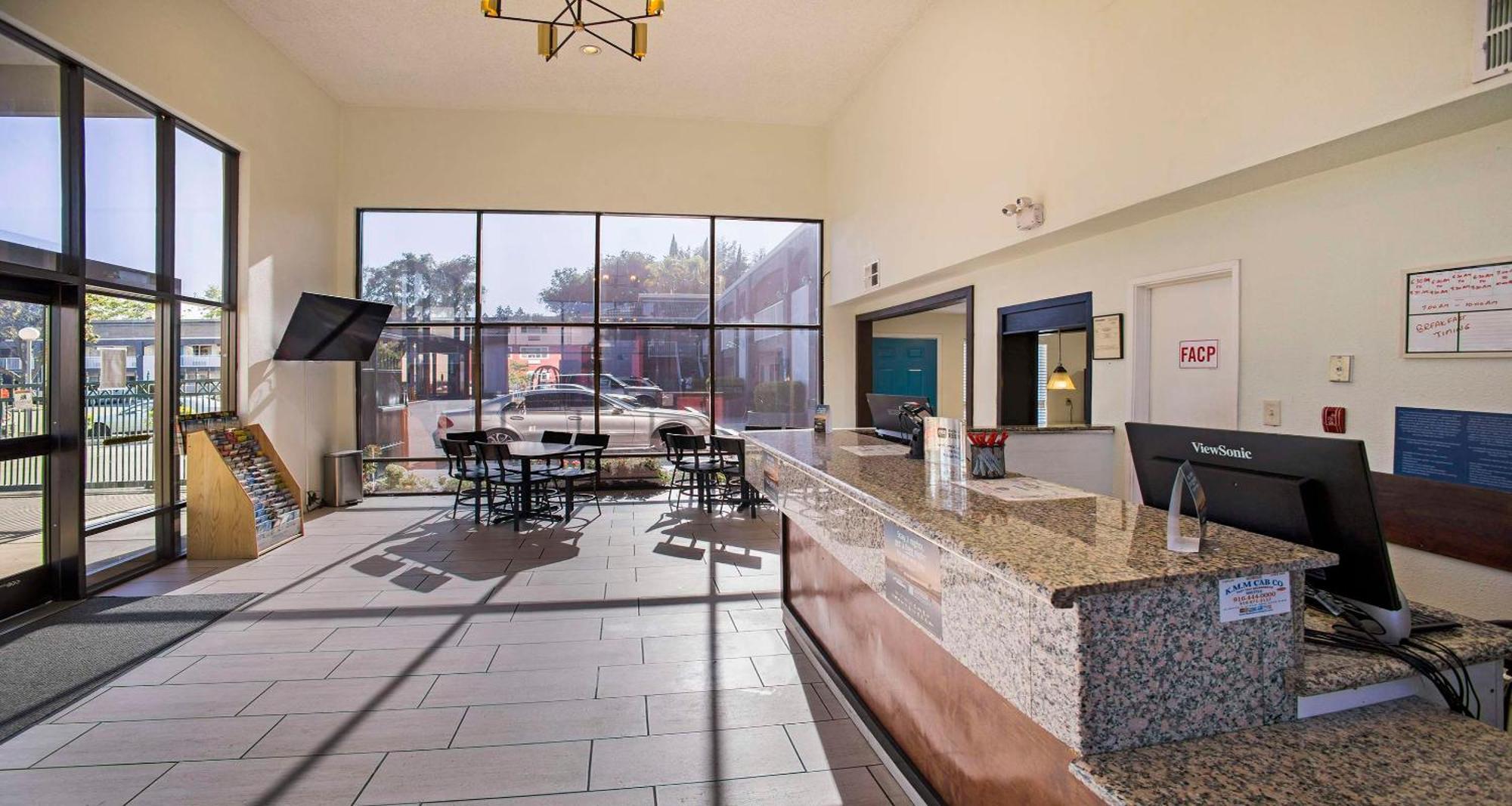 Surestay Plus Hotel By Best Western Sacramento North מראה חיצוני תמונה